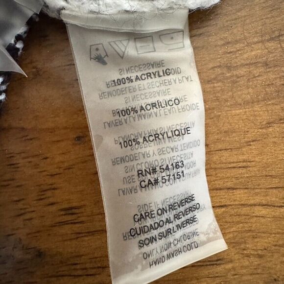 NWT Karl Lagerfeld Women's SMALL Bold LOGO Black White Turtleneck Sweater - Picture 13 of 14